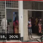গাজীপুরে পোশাক কারখানায় পানি পানে অর্ধশতাধিক শ্রমিক অসুস্থ