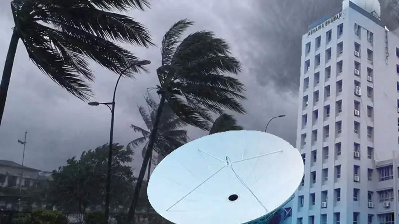 ১৩ অঞ্চলে ঝোড়ো হাওয়ার পূর্বাভাস, নদীবন্দরে সতর্কসংকেত জারি