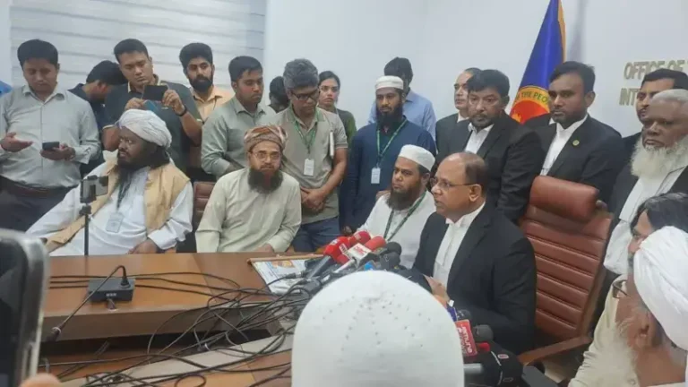 শাপলা চত্বর হত্যাকাণ্ড: শেখ হাসিনাসহ ৪১ জনের বিরুদ্ধে অভিযোগ আমলে নিলেন ট্রাইব্যুনাল