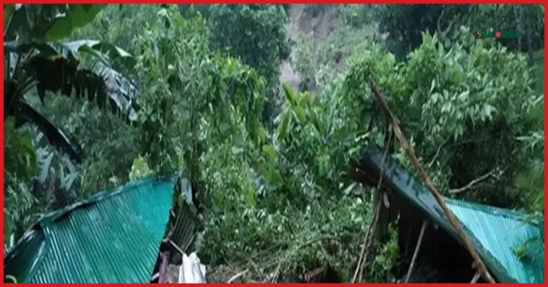 কক্সবাজারে টানা বর্ষণে পাহাড়ধসে নারী ও শিশুসহ ১১ জনের মৃত্যু