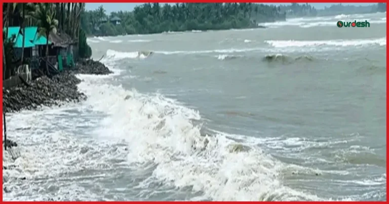 উত্তাল বঙ্গোপসাগরের জোয়ারে ভাসছে সেন্টমার্টিন, নৌ চলাচল বন্ধ