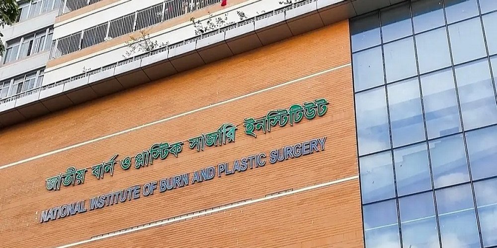 কেরানীগঞ্জে গ্যাসলাইন বিস্ফোরণে দগ্ধ তিন শ্রমিক