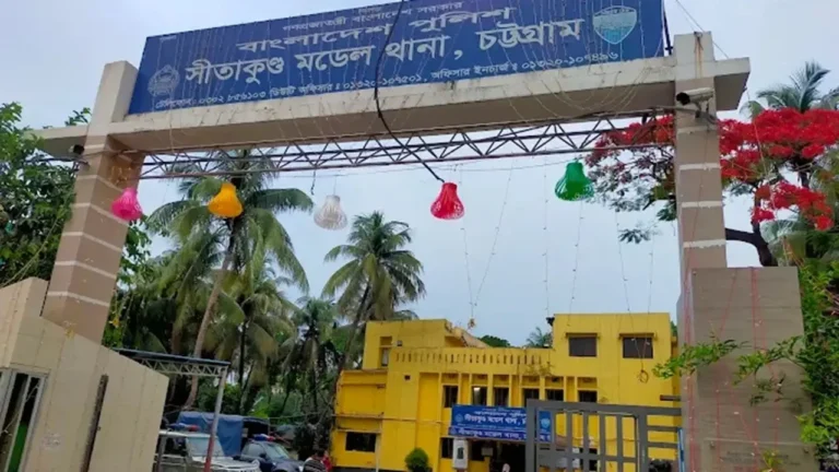 হত্যা-মাদক-কিশোর গ্যাংয়ের তাণ্ডবে সীতাকুণ্ডের মুরাদপুর যেন আতঙ্কের জনপদ