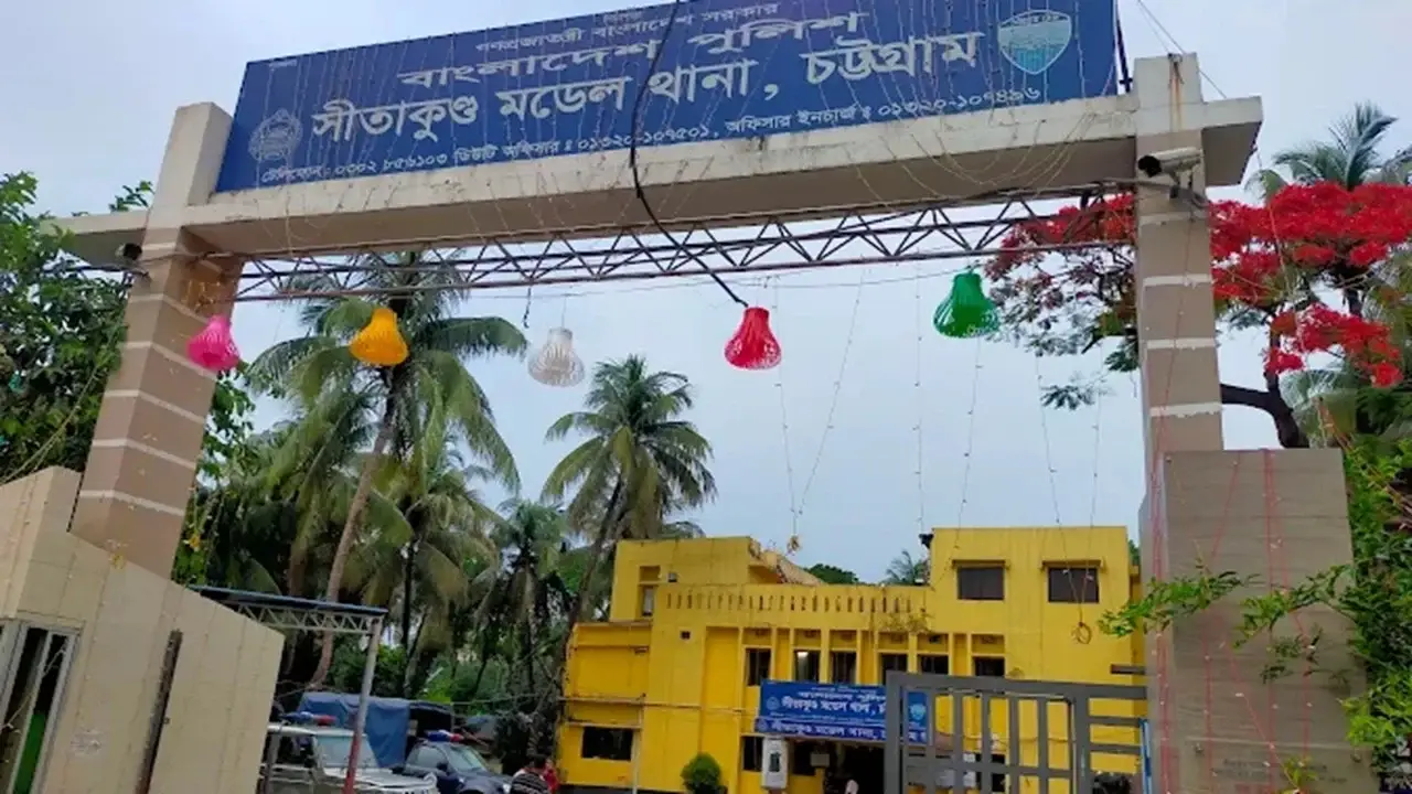 হত্যা-মাদক-কিশোর গ্যাংয়ের তাণ্ডবে সীতাকুণ্ডের মুরাদপুর যেন আতঙ্কের জনপদ