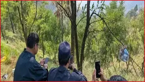 অচল পাকিস্তান শাসিত কাশ্মীর, তীব্র সংকটে বিপর্যস্ত জনজীবন
