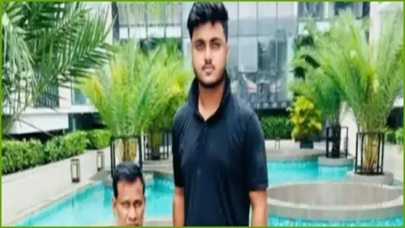 কক্সবাজার সৈকতে গোসলে নেমে নিখোঁজ বাবা, উদ্ধার ছেলে