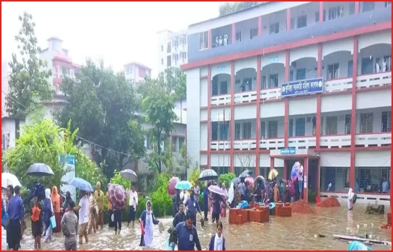 কুমিল্লা সরকারি মহিলা কলেজের ৭ শিক্ষককে বদলি, ক্ষোভ ও হতাশা