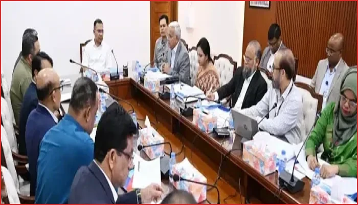 দেশজুড়ে ফ্যামিলি কার্ড কার্যক্রম সম্প্রসারণের পরিকল্পনা নিয়ে প্রধানমন্ত্রীর বৈঠক