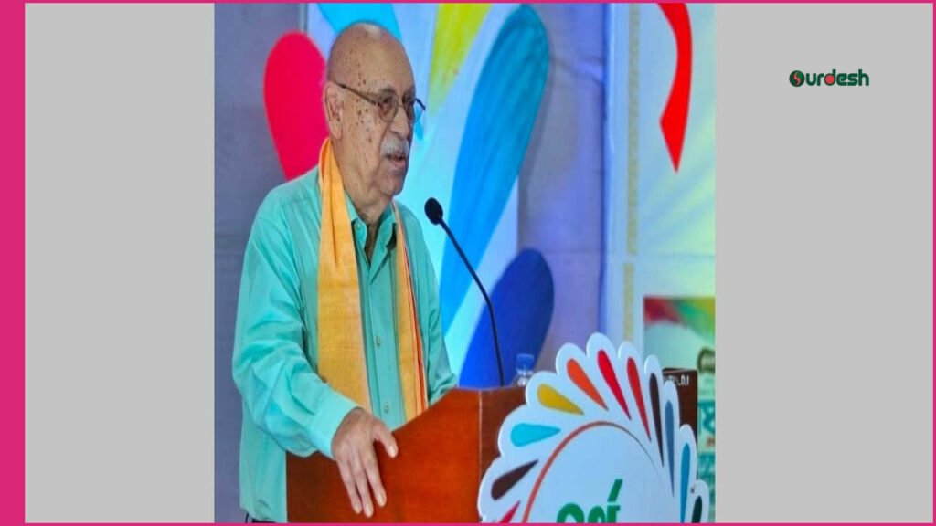 নজরুল বিশ্ববিদ্যালয়ে বিশেষ নাট্যজন সম্মাননা পেলেন আবুল হায়াত