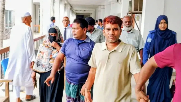নাটোরের বাগাতিপাড়ায় ভ্যানচালক হত্যা ও ডাকাতি মামলায় ৪ জনের যাবজ্জীবন