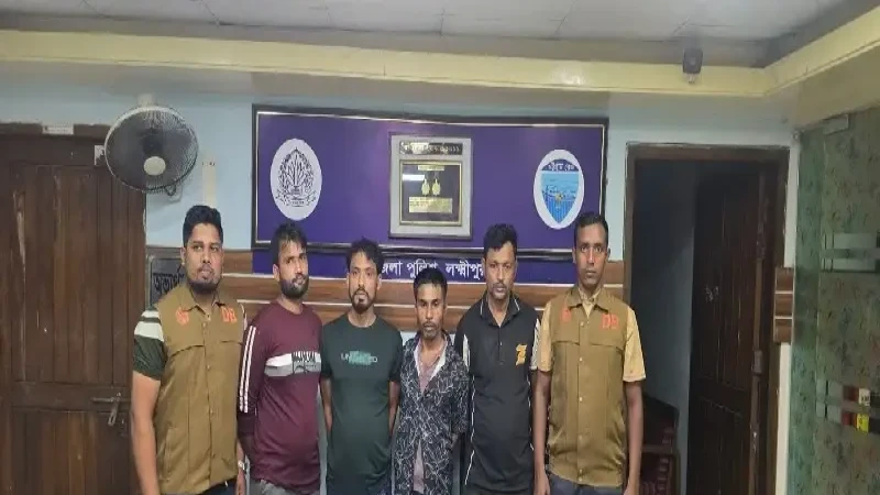 লক্ষ্মীপুরে ডাকাতির প্রস্তুতিকালে অস্ত্রসহ চারজন আটক