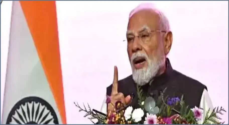 শিক্ষামন্ত্রীর পদত্যাগের দাবি নাকচ, সংস্কারের পথে অনড় মোদী সরকার
