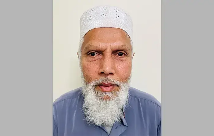 ৭৩ বছর বয়সেও সিডনিতে হোমিওপ্যাথি সেবায় অবিচল সিলেটের দবির উদ্দিন