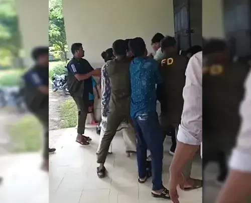 গাজীপুর সাফারি পার্কে দর্শনার্থীদের ওপর হামলার ঘটনায় মামলা