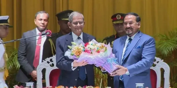 বাংলাদেশের ২৩তম রাষ্ট্রপতি হিসেবে শপথ নিলেন মির্জা ফখরুল ইসলাম আলমগীর