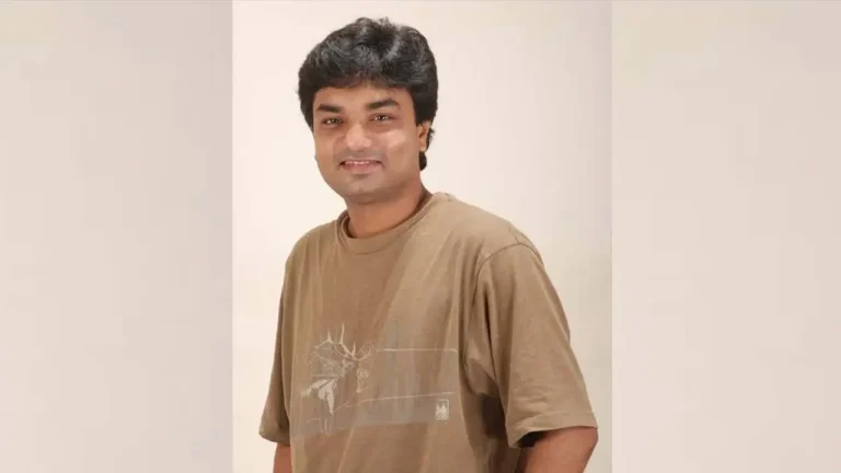 দীর্ঘ পাঁচ বছরের বিরতি ভেঙে সিনেমার গানে ফিরলেন জনপ্রিয় কণ্ঠশিল্পী আগুন