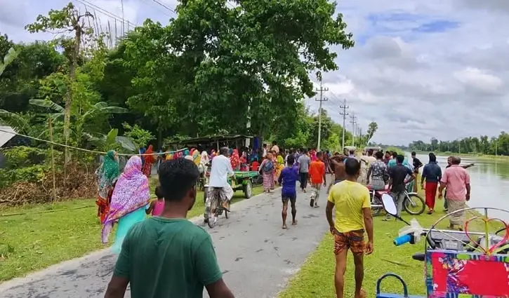 প্রেক্ষাপট: নীলফামারীতে পৃথক দুর্ঘটনায় শিশুসহ ৩ জনের মৃত্যু