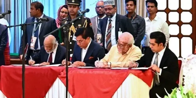 তারেক রহমানের মন্ত্রিসভায় নতুন ছয় সদস্যের শপথ, রাষ্ট্রপতি হিসেবে দায়িত্ব নিলেন মির্জা ফখরুল