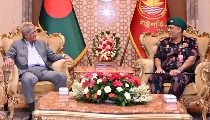 সীমান্তে অনাকাঙ্ক্ষিত পরিস্থিতি রোধে বিজিবিকে কঠোর পদক্ষেপ নেওয়ার নির্দেশ রাষ্ট্রপতির