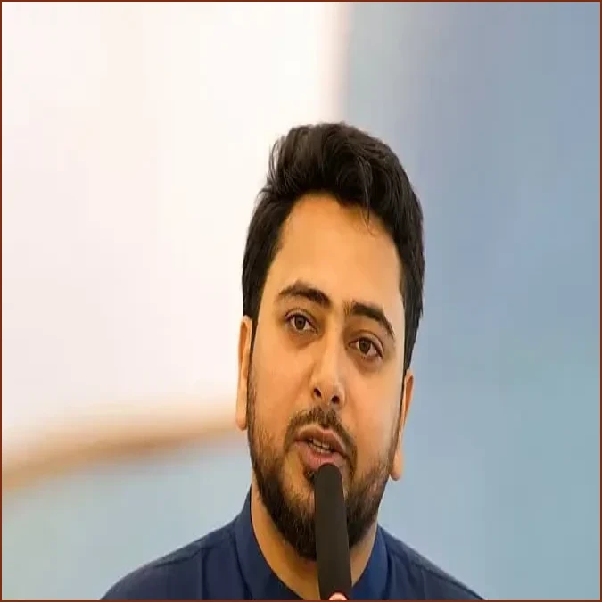 জুলাইয়ের ‘খালি হাতে ফেরা’ বিপ্লবীদের কৃতজ্ঞতা জানালেন নাহিদ ইসলাম