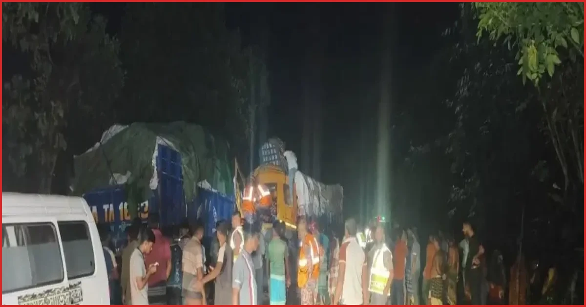 ঝিনাইদহে ট্রাকের মুখোমুখি সংঘর্ষে চালক নিহত, আহত ২