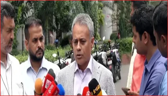 ঢাকার চারপাশের নদীপথে ওয়াটার বাস চালুর উদ্যোগ সরকারের