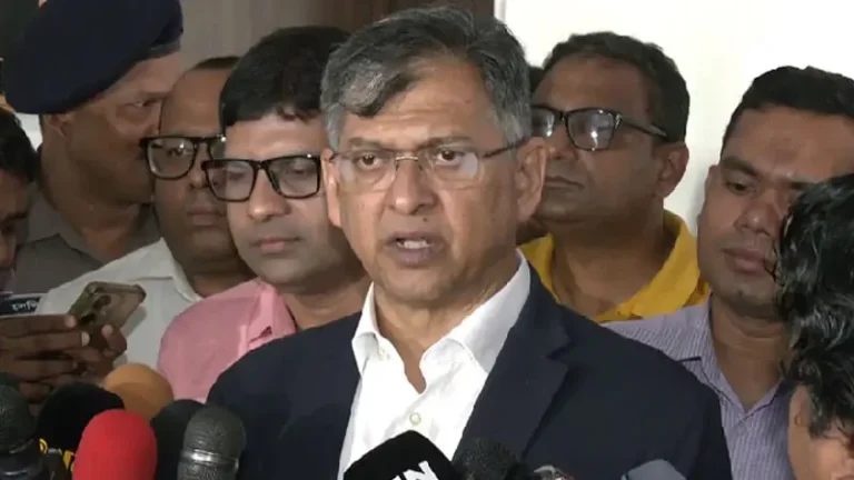 দায়িত্বকালীন সময়ে পুলিশ সদস্যদের একসঙ্গে চা বা বিশ্রামে যাওয়ার ওপর নিষেধাজ্ঞা