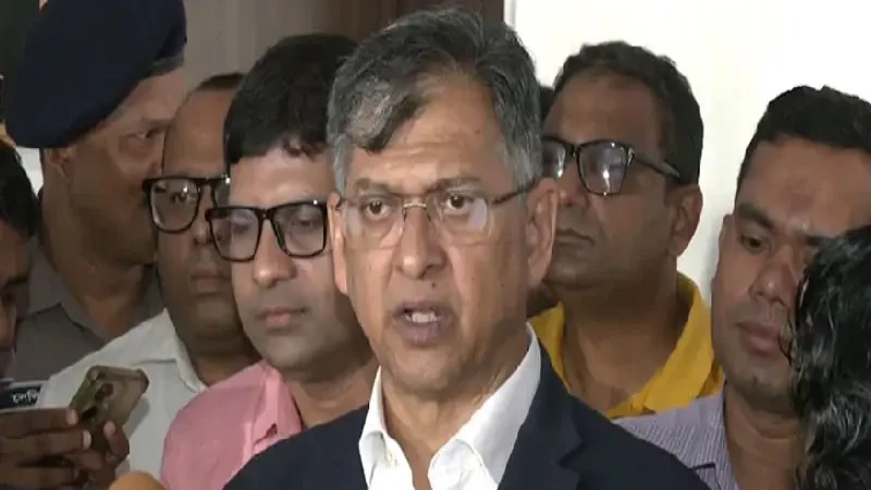 দায়িত্বকালীন সময়ে পুলিশ সদস্যদের একসঙ্গে চা বা বিশ্রামে যাওয়ার ওপর নিষেধাজ্ঞা