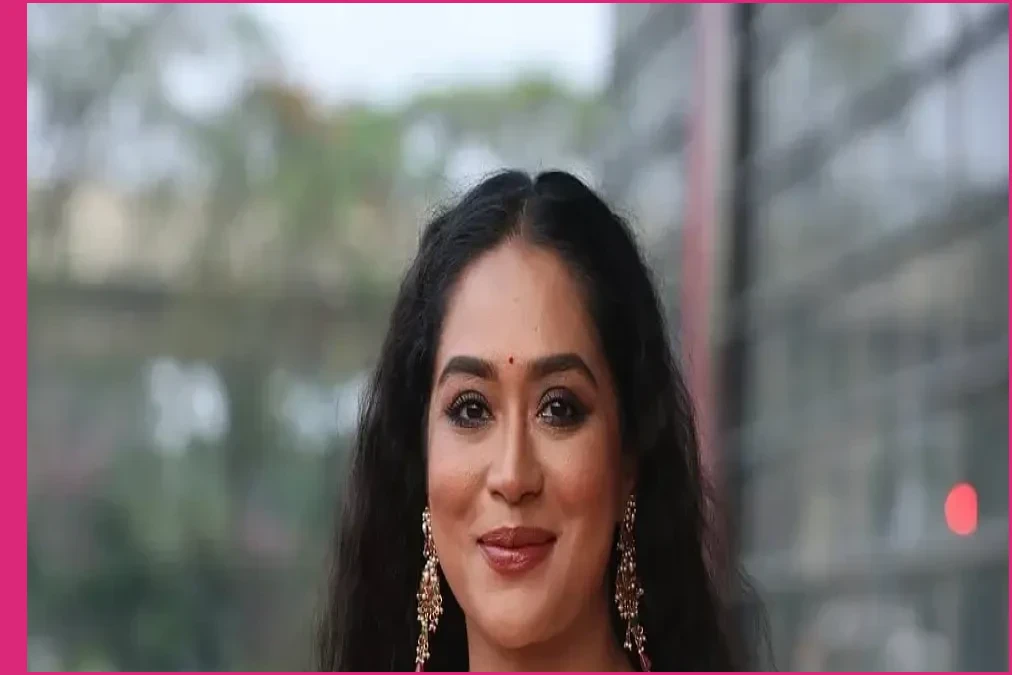 নতুন ধারাবাহিক নিয়ে জাকিয়া বারী মম: সাধারণ মানুষ বরাবরই প্রতারিত হয়েছে