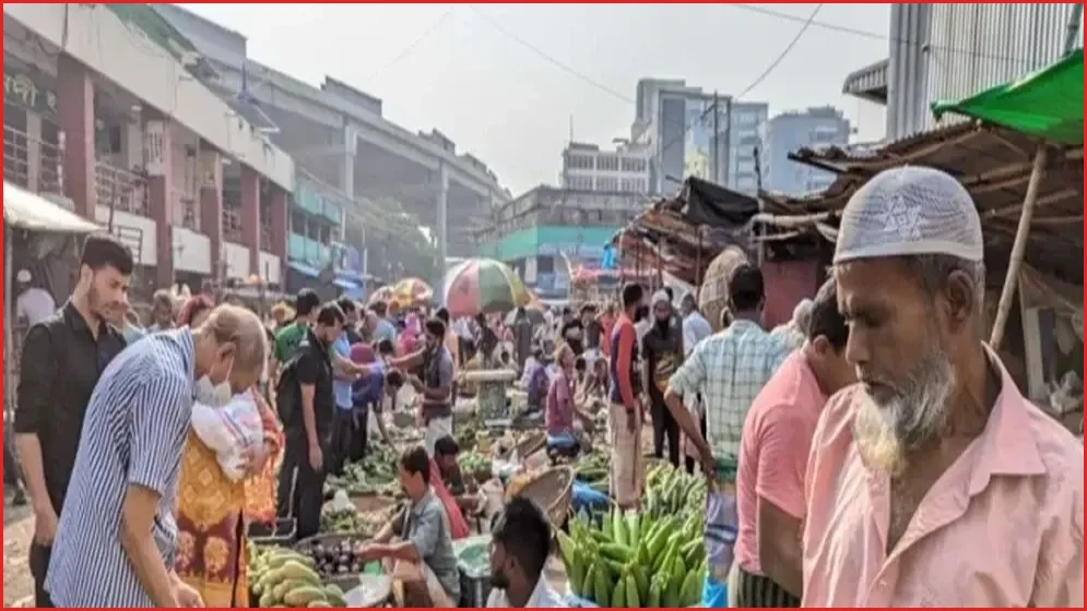 নিত্যপণ্যের চড়া দামে দিশেহারা নিম্নআয়ের মানুষ