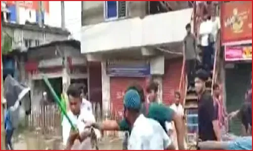 বরিশাল বিশ্ববিদ্যালয়ে ছাত্রদল-শিবির সংঘর্ষে আহত ১০