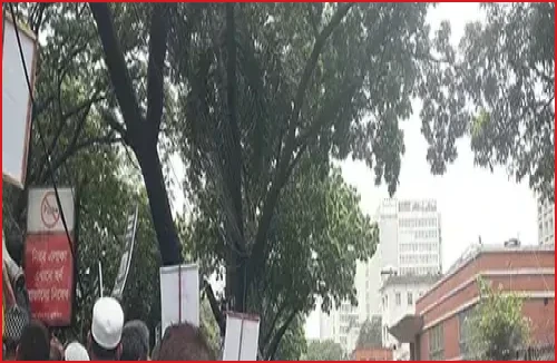 সচিবালয় ঘেরাও করে ১১ দলীয় জোটের অবস্থান কর্মসূচি