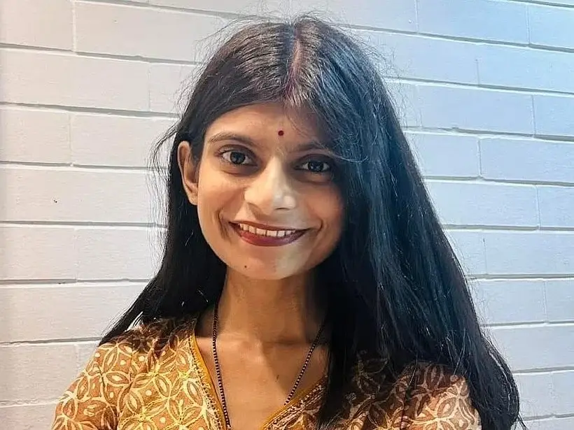 অ্যাঙ্কিলসিং স্পন্ডিলাইটিসে আক্রান্ত গার্গীর চিকিৎসায় প্রয়োজন ৪০ লাখ টাকা