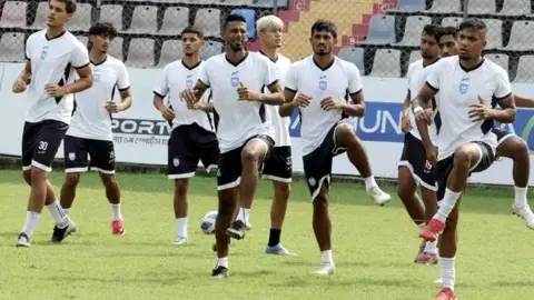 আসিয়ান কাপে জয়ের লক্ষ্যে আত্মবিশ্বাসী কোচ ডুলি