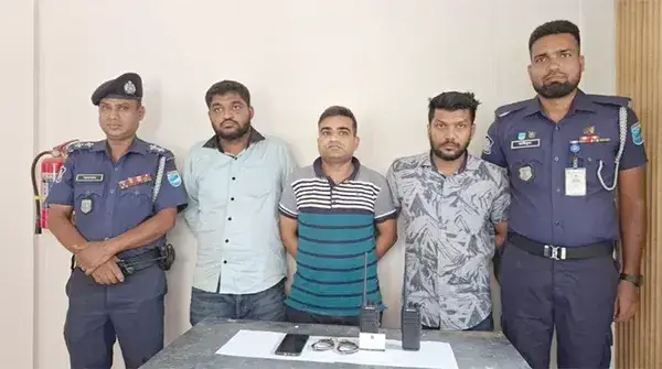খুলনায় বি-কোম্পানির দুই শীর্ষ সন্ত্রাসী ভাই গ্রেপ্তার