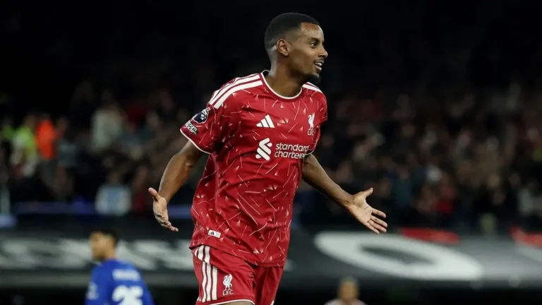 Alexander Isak Double Secures Andoni Iraola’s First Liverpool Victory at Ipswich