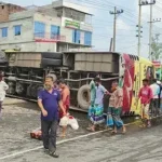 ত্রিশালে বাসের ধাক্কায় নিহত ২, আহত ৬