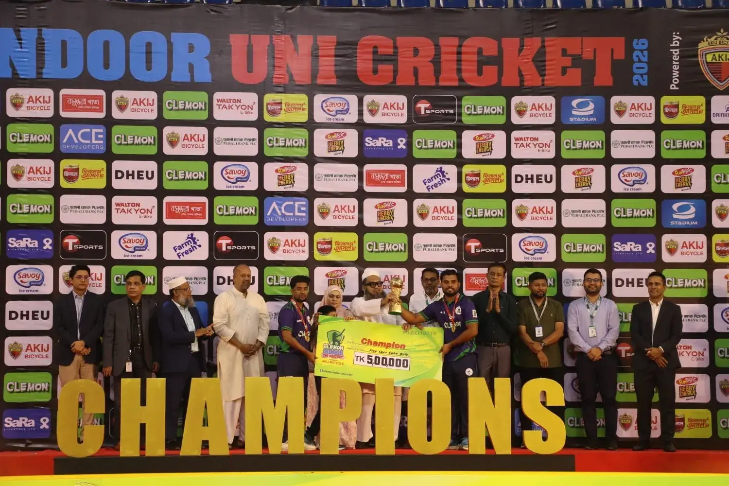 ক্লেমন ইনডোর ইউনি ক্রিকেটের শিরোপা জিতল ইউরোপিয়ান ইউনিভার্সিটি