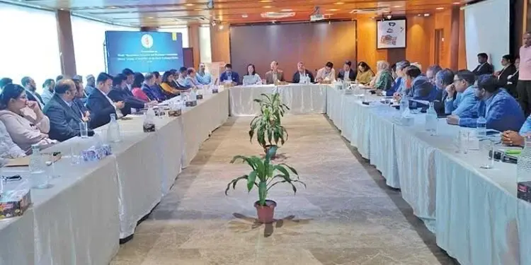 পুঁজিবাজারে ভালো কোম্পানি বাড়াতে ডাইরেক্ট লিস্টিং চালুর উদ্যোগ বিএসইসির