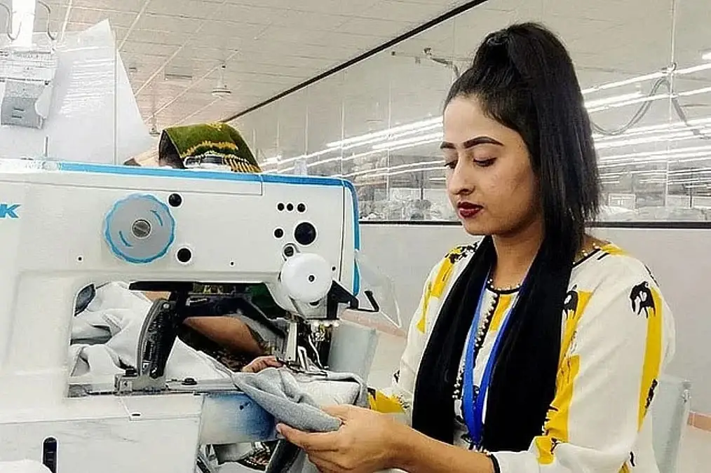 জর্ডানে সরকারিভাবে ৩০০ মেশিন অপারেটর নিয়োগ