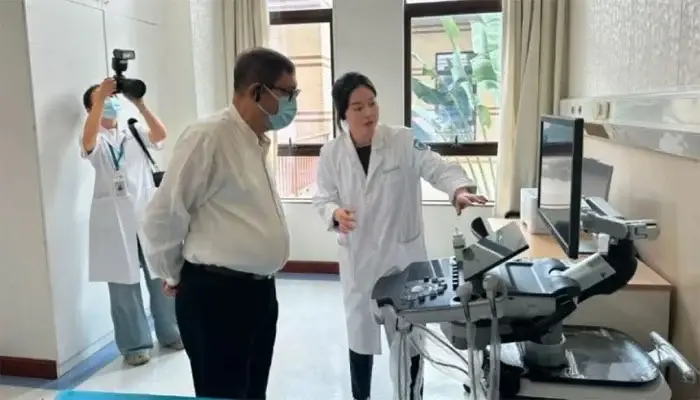 চীনের সঙ্গে স্বাস্থ্য সহযোগিতা বাড়াতে আহ্বান স্বাস্থ্যমন্ত্রীর