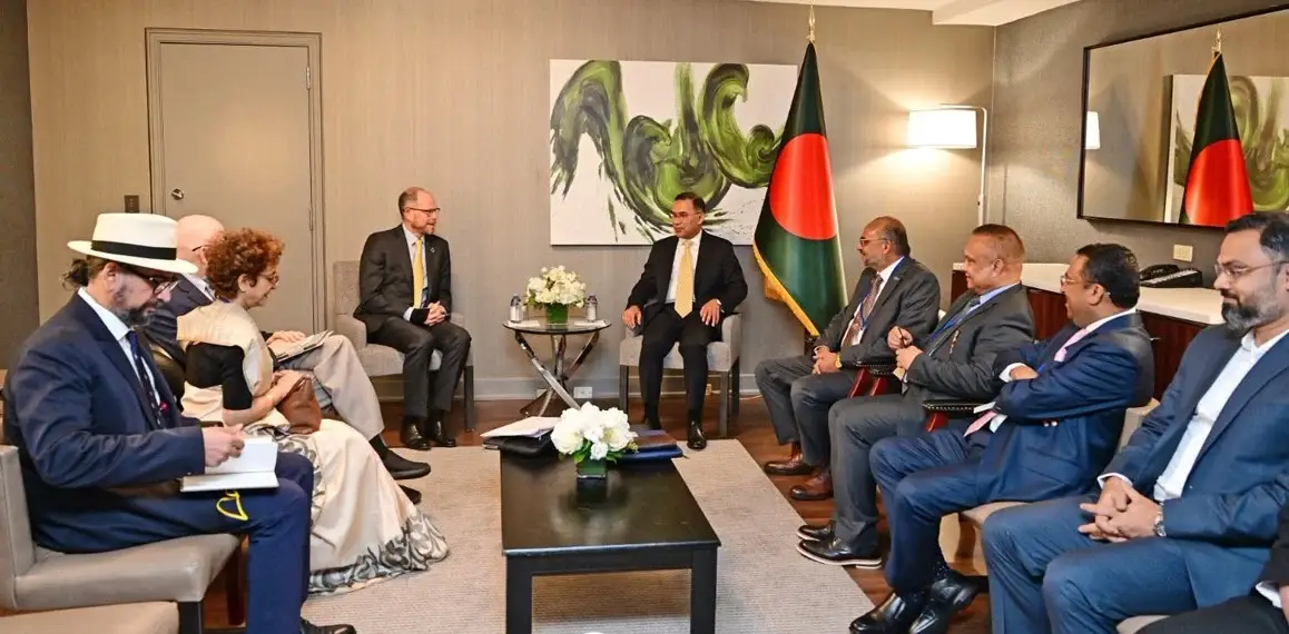 নিউইয়র্কে মানবিক সহায়তা সংস্থাগুলোর প্রতিনিধিদের সঙ্গে প্রধানমন্ত্রীর বৈঠক