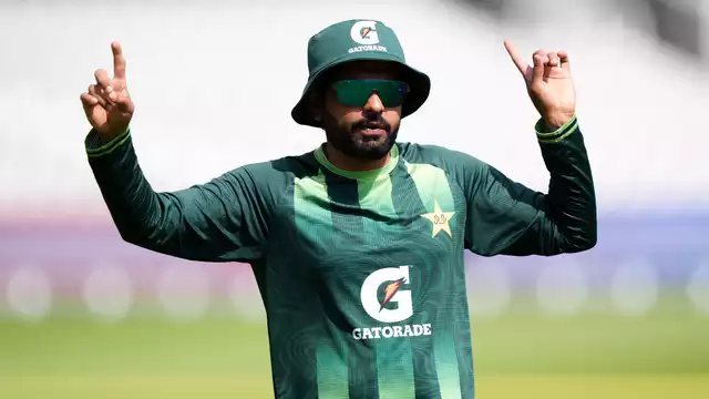 আইএলটি২০ নিলাম: তালিকায় বাবর-সালভসহ ৪০০ ক্রিকেটার