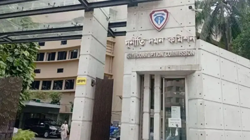 দুবাইয়ে বিপুল সম্পদ: ৭৩ বাংলাদেশির আর্থিক তথ্য চেয়ে আমিরাত সরকারের দ্বারস্থ দুদক
