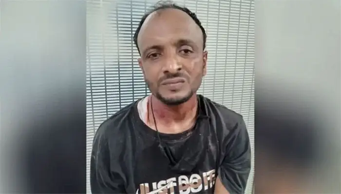 রাজধানীর শনির আখড়ায় দোকানে ঢুকে ব্যবসায়ীকে গুলি, আটক এক