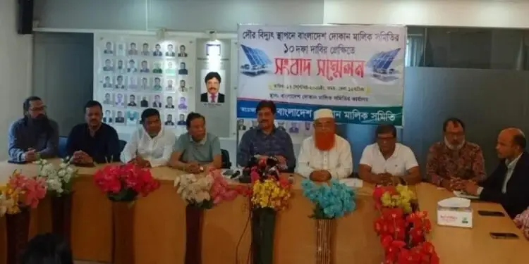 রাত ৮টায় দোকান বন্ধ: খুচরা ব্যবসায় ৩০ শতাংশ বিক্রয়