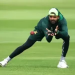 ইংল্যান্ডের বিপক্ষে শেষ টেস্টের আগে দলে ব্যাপক রদবদল নিয়ে কিছুই জানতেন না বাবর আজম