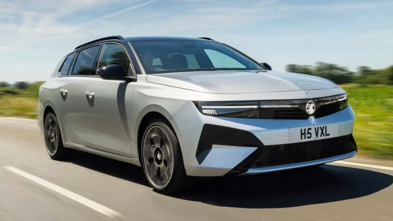 Vauxhall Introduces Six-Speed Manual Transmission for the 2026 Astra