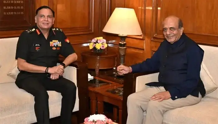 সেনাপ্রধান ধীরাজের সঙ্গে ভারতীয় হাইকমিশনার দীনেশ ত্রিবেদীর বৈঠক