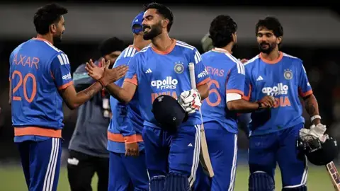 নিউজিল্যান্ডকে হারিয়ে টি-টোয়েন্টি সিরিজে শুভসূচনা ভারতের